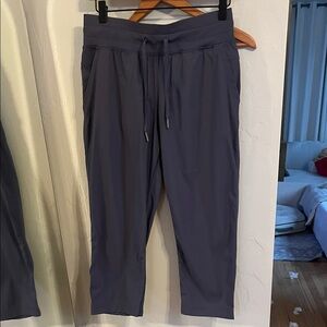 Lululemon capris New without tags